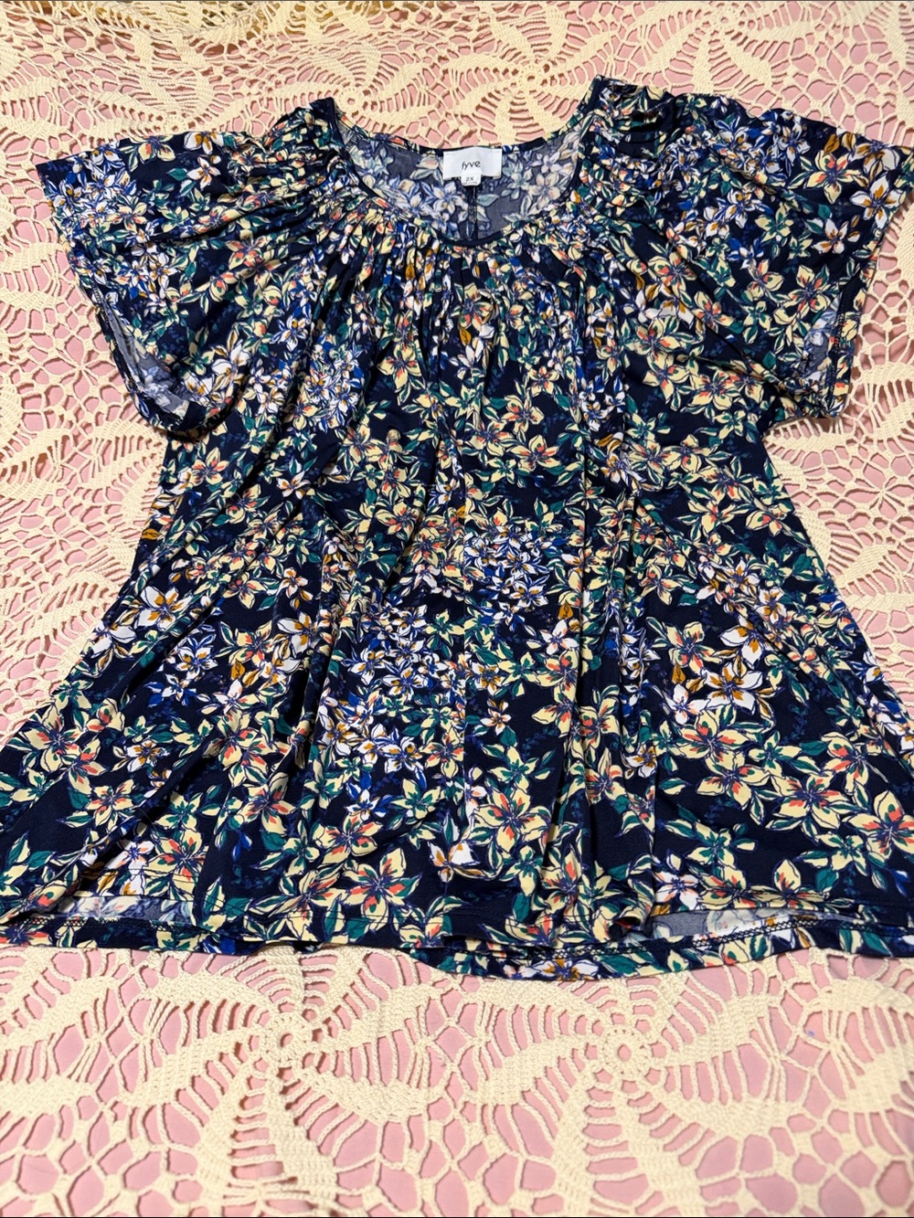 Women’s Navy Floral Short Sleeve Blouse by Lush